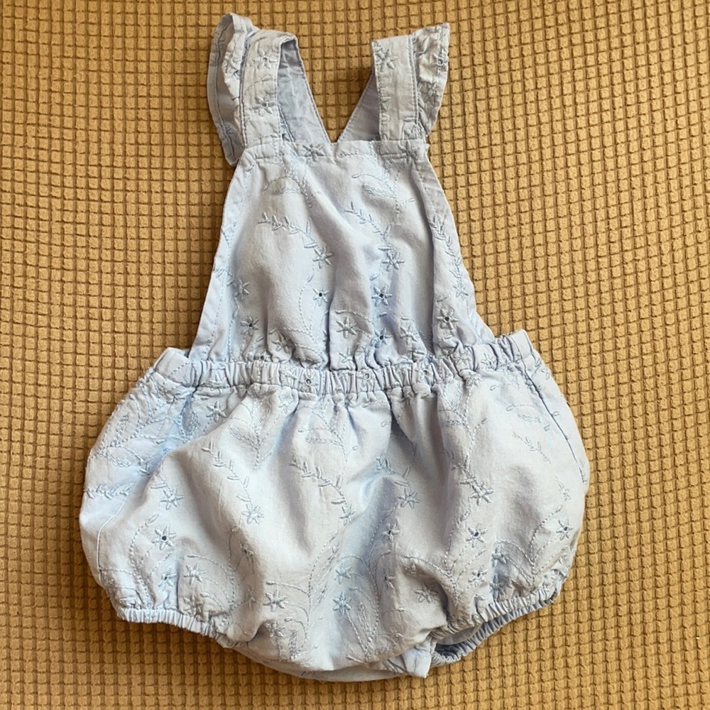 👼3 for $10👼 Old Navy Blue Bubble Romper. EUC. Size 0-3M.